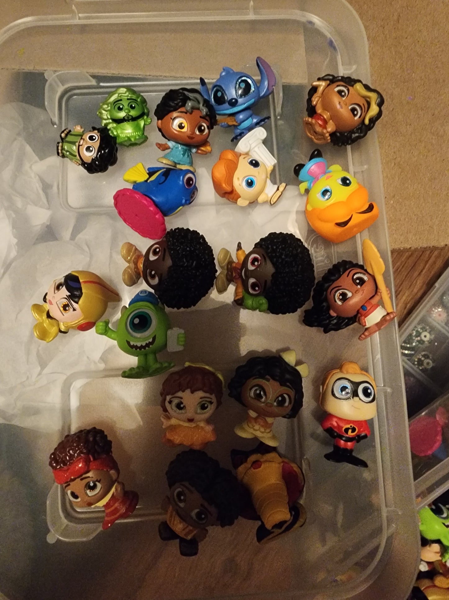 Character Scoops